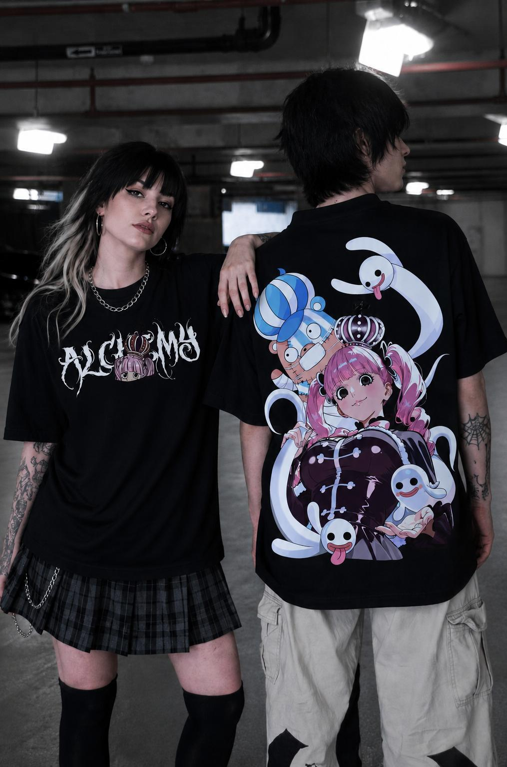 Modelos vestindo Alchemy Clothing